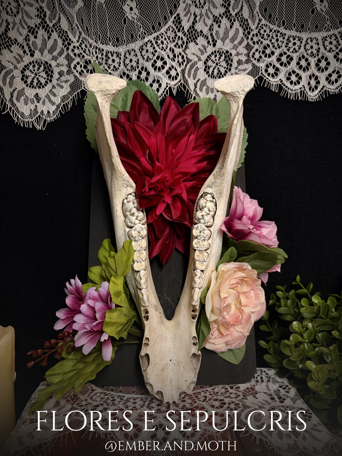 Flores e Sepulcris Wallhanger