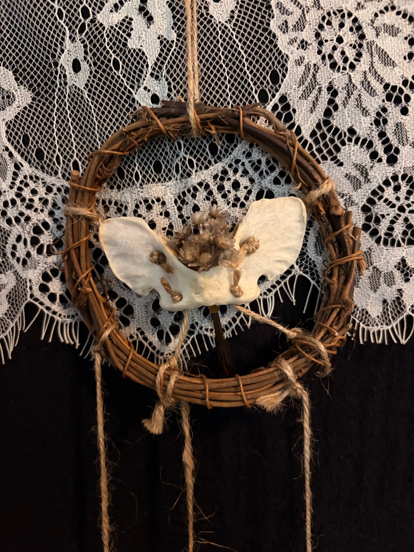 Yote Vertebrae Witches Bell